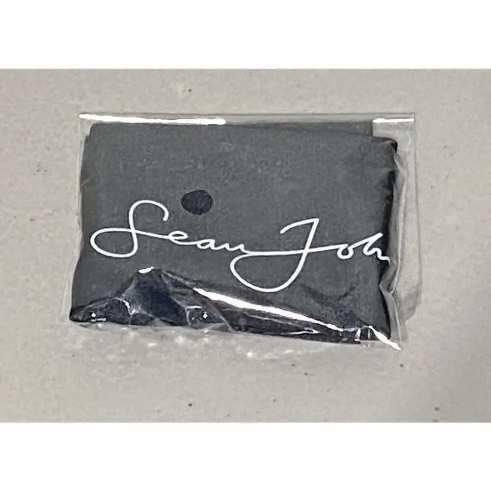 SEAN JOHN Hard Clamshell Sunglasses Eyeglass Case Only + Cleaning Cloth Black